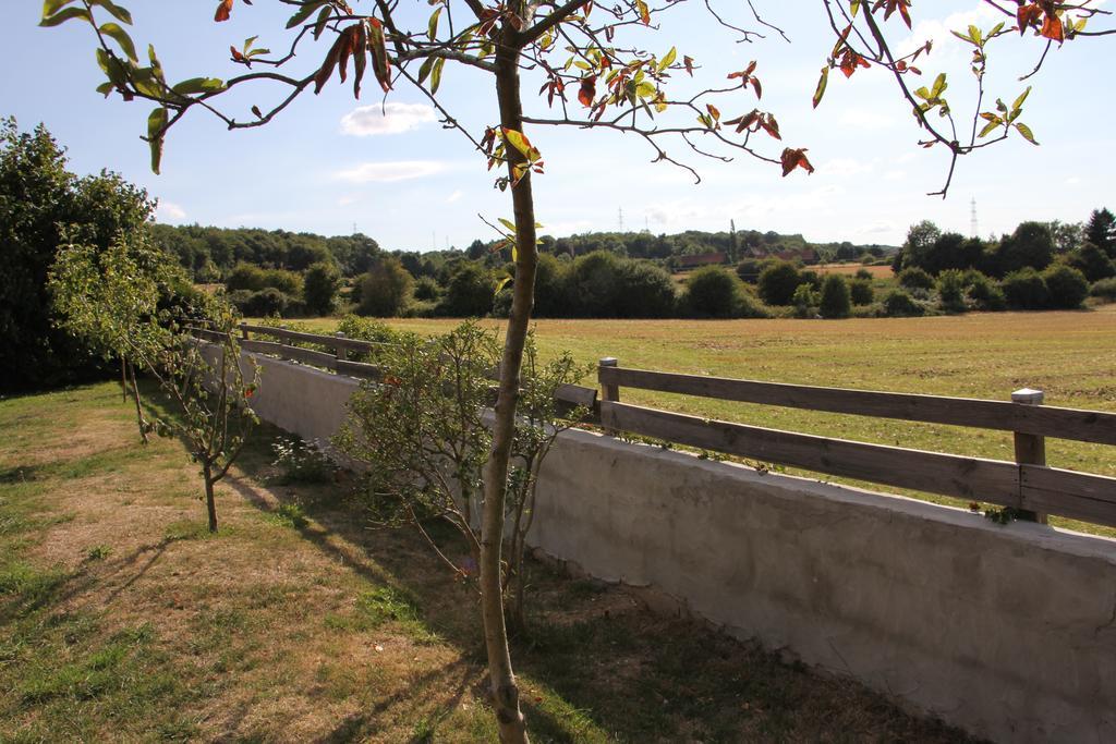 Gite Labradors De Bailly - Giverny Saint-Pierre-la-Garenne Exterior photo